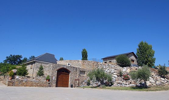 Bodega Castro Ventosa, en Valtuille de Abajo (León), en el 25 aniversario de la salida de la primera etiqueta de la bodega