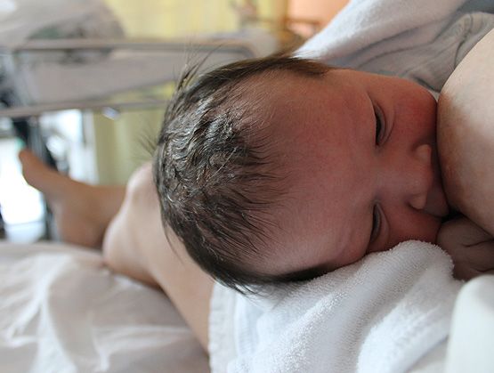 La pequeña Nur fue el último bebé de 2014 en El Bierzo