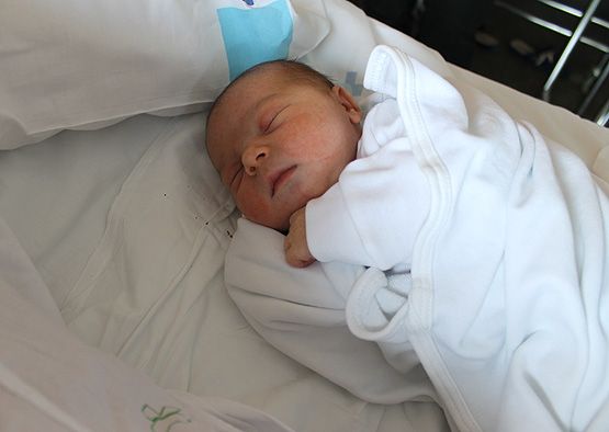 Ayán pesó 3.510 kg y midió 51 cm