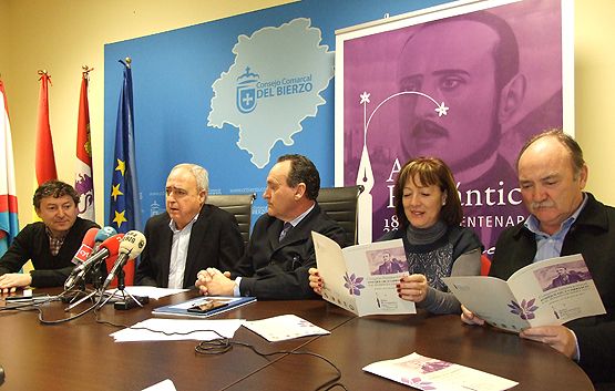 El presidente del Congreso Internacional, Enrique Rubio Cremades, destaca la importancia de 'El Señor de Bembibre'