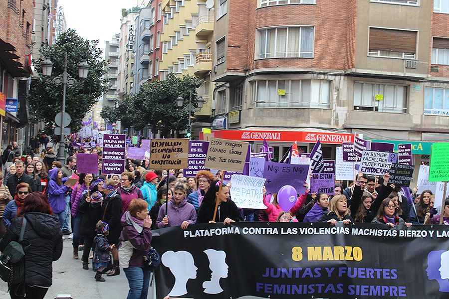 Movimiento Feminista de Ponferrada acusa al Ayuntamiento de "despreciarles" por no convocar el Consejo Municipal de las Mujeres