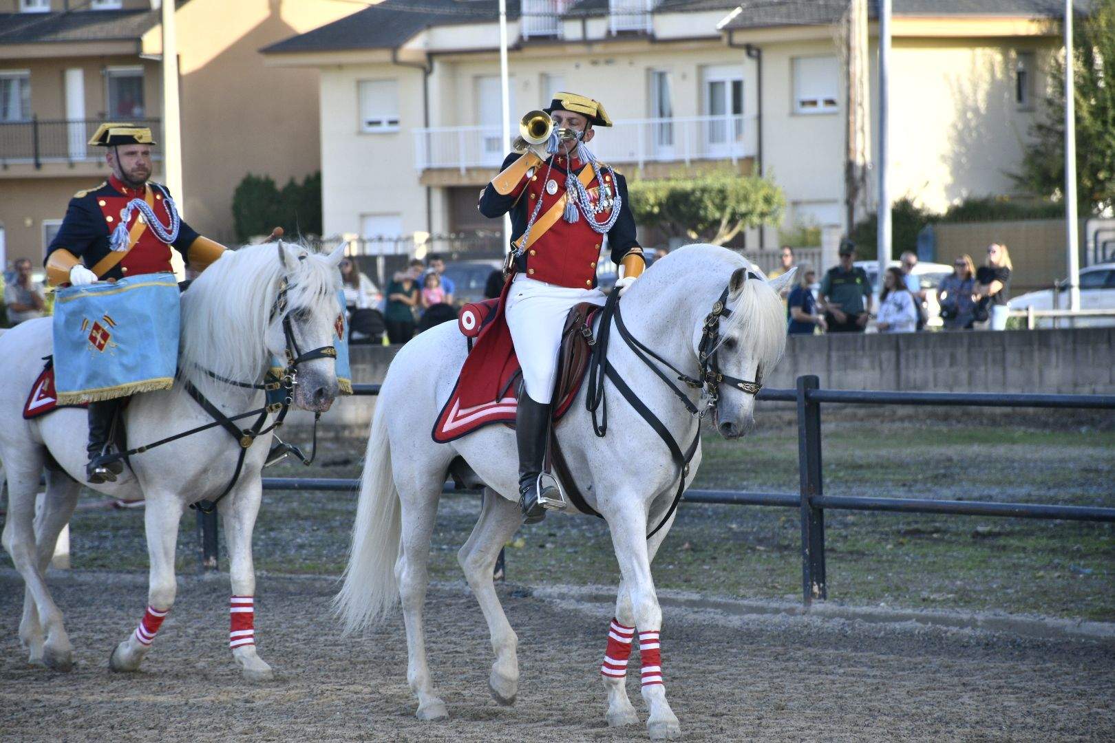 Espectáculo ecuestre de la Guardia Civil en Camponaraya