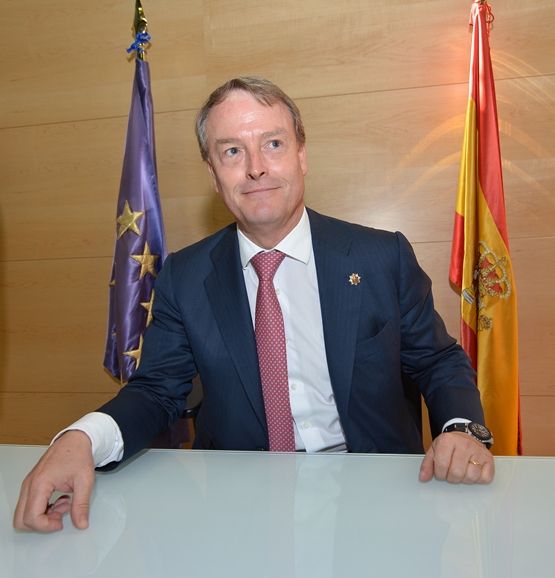 señor importante 555