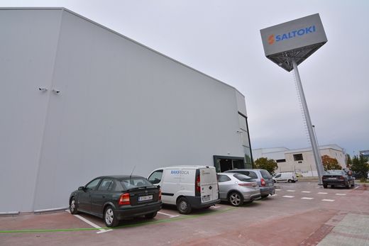 Las nuevas instalaciones de Saltoki, ubicadas en el PIB de Ponferrada. (Víctor Alón).