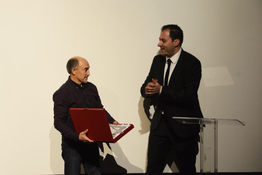 Honorino Vega ( Premio Especial )