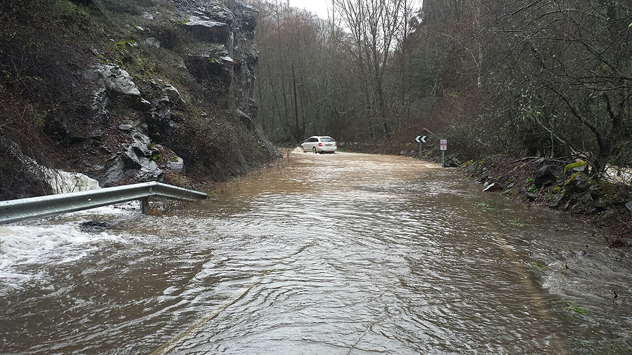 Carretera entre Noceda y Bembibre