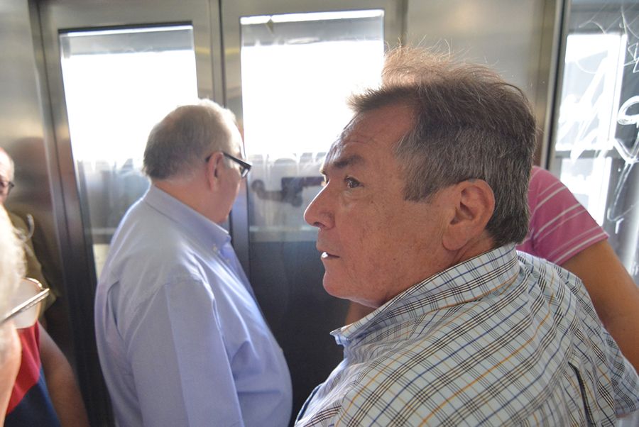 En el ascensor que comunica la calle Ancha con General Vives. "Quién lo hubiera imaginado"
