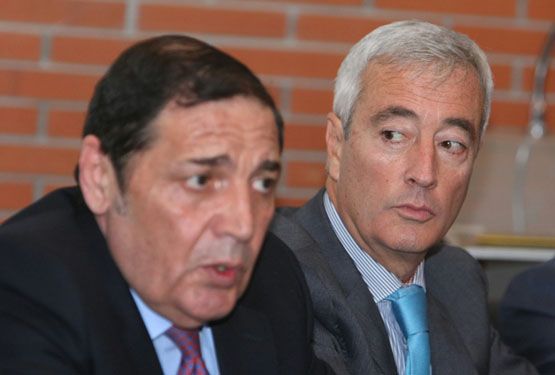 Sáez Aguado y Visedo en una visita en el Hospital del Bierzo