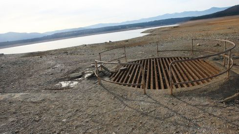 Sequía-pantano-Bárcena-21200