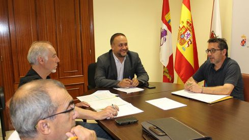 reunion-masa-galicia-955