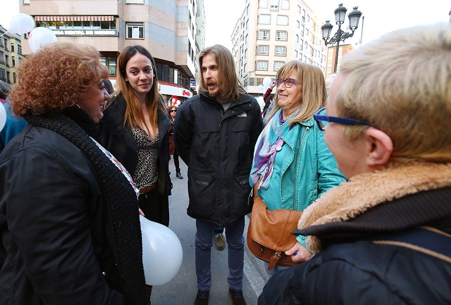 El secretario autonómico de PODEMOS, Pablo Fernández, en la marcha