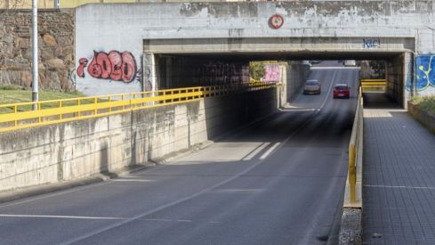 Paso Bajo Vias Tren Calle Ortega y Gasset. La Puebla