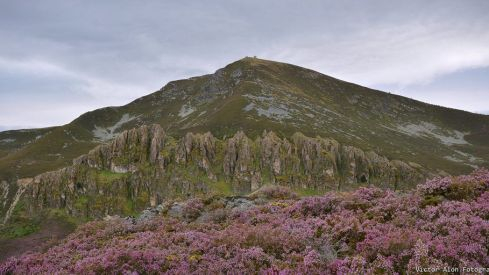 da8e9ccbfe37accab71cec1c1c2a1b66