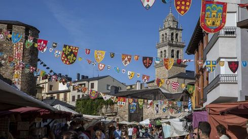 Inauguracion-Mercadillo-Medieval-Ponferrada-La-Encina-2019-650