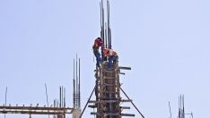 Trabajadores de la obra y la construcción, albañiles 