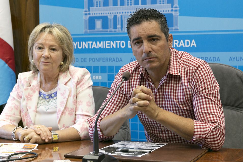 Roberto-Mendo-Ayuntamiento-Julio-2017 955 Roberto-Mendo-Ayuntamiento-Julio-2017 955