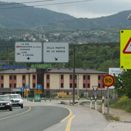 Primer tramo de la a-76 entre Villamartín de la Abadía y Requejo Primer tramo de la a-76 entre Villamartín de la Abadía y Requejo