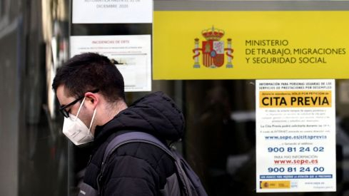 El paro alcanzó en noviembre su mayor alza en este mes desde 2012