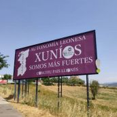 Cartel por la autonomía leonesa en El Bierzo