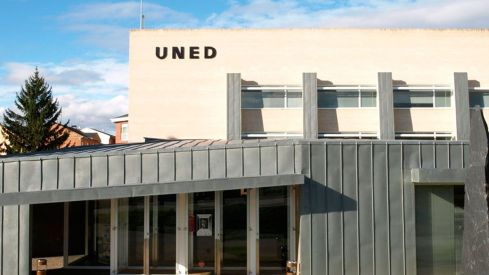 La UNED convoca un concurso para cubrir tres plazas del programa 'Redprendiendo en tu pueblo' en la provincia de León