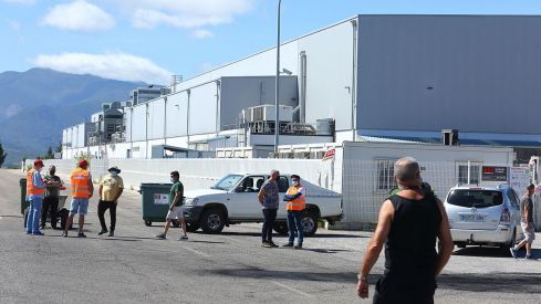 Segunda jornada de huelga general en la factor�LM de Ponferrada