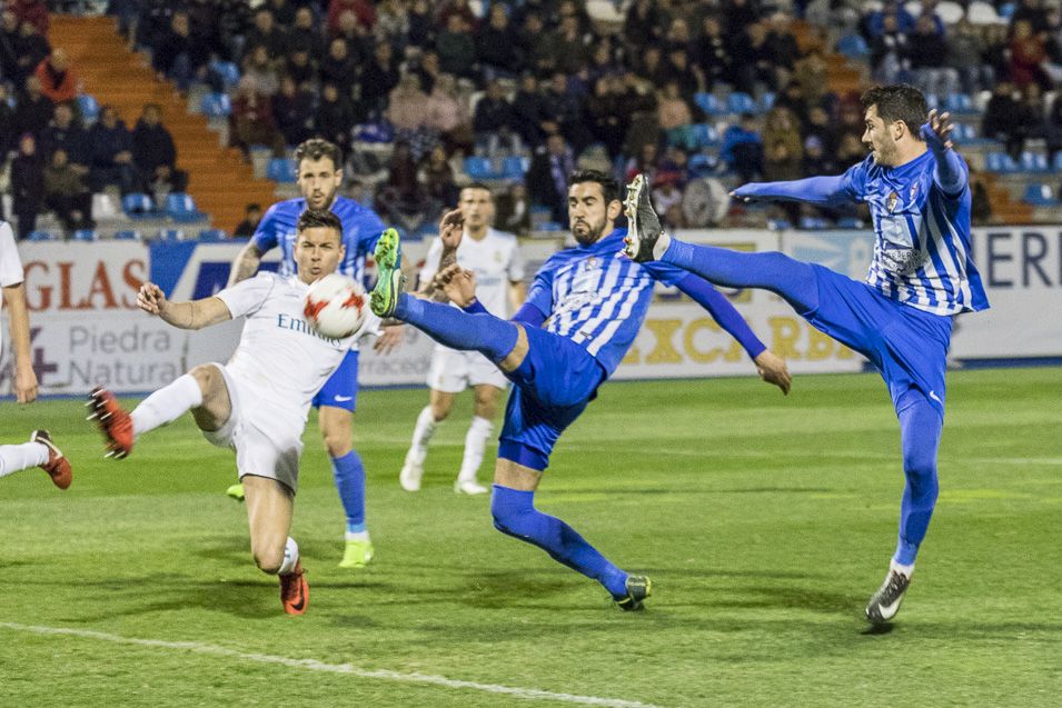 Ponferradina-Real-Madrid-Castilla-21-Ene-2018-955_160