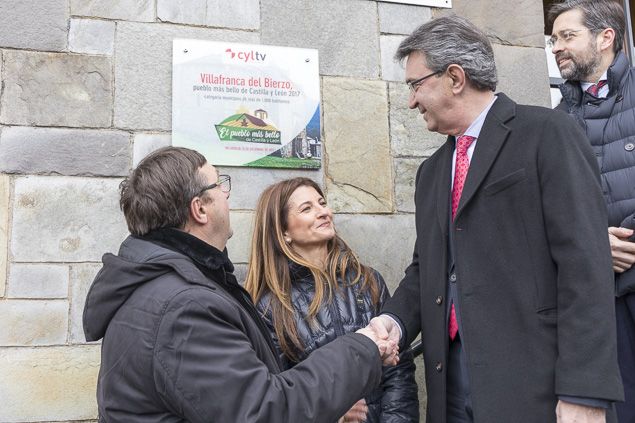 Placa Pueblo mas Bonito de Castilla y Leon 2017 Ene 2018 _10