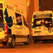Ambulancia Sacyl de noche en Ponferrada / Archivo