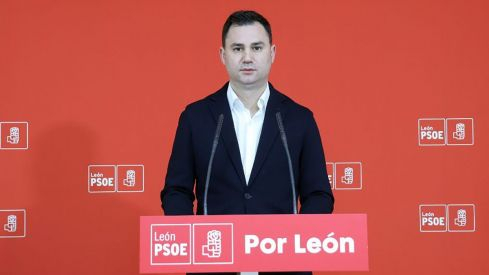 Javier Alfonso Cendón, secretario general del PSL-PSOE