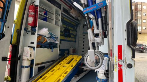 Herida una ciclista en una colisión con un turismo en la Avenida la Plata de Ponferrada