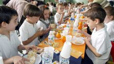 Leticia Pérez / ICAL . Comedor escolar en uno de los colegios de la comunidad Leticia Pérez / ICAL . Comedor escolar en uno de los colegios de la comunidad