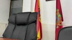 Sillón de la alcaldía de Cacabelos Sillón de la alcaldía de Cacabelos