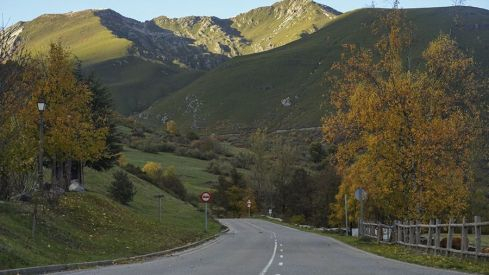 VALLEDEFORNELA VALLEDEFORNELA