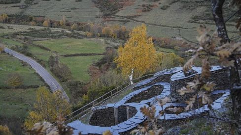 VALLEDEFORNELA VALLEDEFORNELA