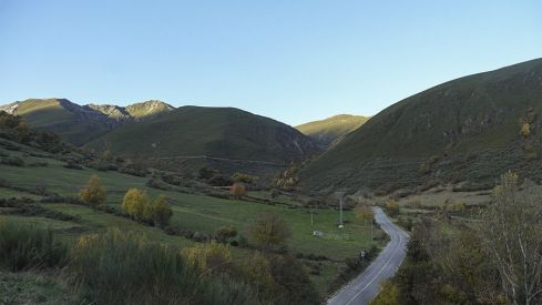 VALLEDEFORNELA VALLEDEFORNELA