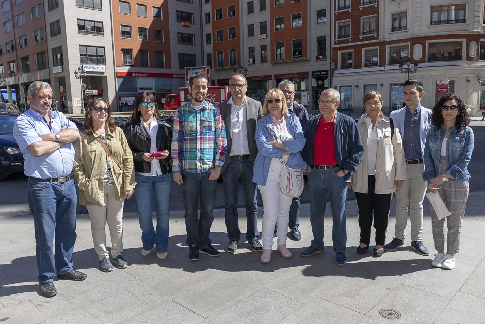 PSOE Olegario Primarias Ponferrada Mayo 2018 955