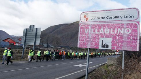 Marcha Blanca por la Sanidad de Laciana y El Bierzo