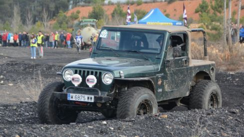 Trialera 4x4 y circuito de velocidad