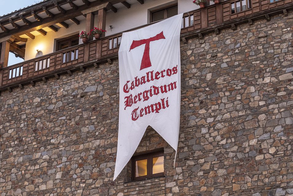 Imposicion de la capa templaria y toma de llaves Ponferrada 2018 955_0