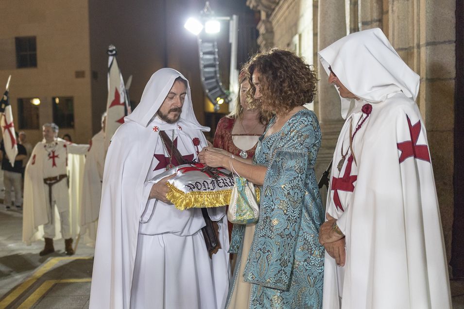 Imposicion de la capa templaria y toma de llaves Ponferrada 2018 955_25