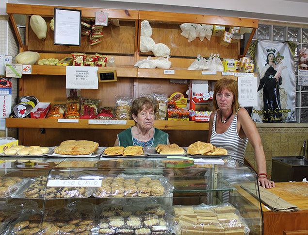 Matilde Ramón y su hija Merce 