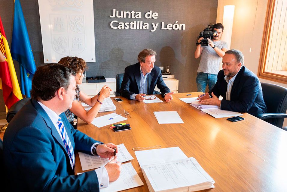 reunion-junta-consejo-comarcal