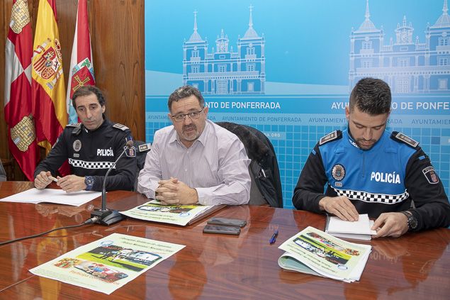Presentacion Recogida Juguetes Policia Local Ponferrada 2018 635