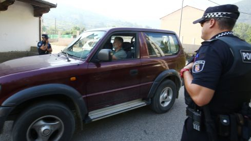 Desalojo Rimor por el incendio en Montes de Valdueza Desalojo Rimor por el incendio en Montes de Valdueza