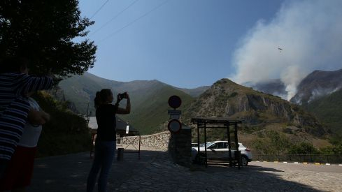 Incendio Montes de Valdueza  en Peñalba de Santiago