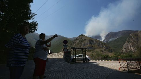 Incendio Montes de Valdueza  en Peñalba de Santiago