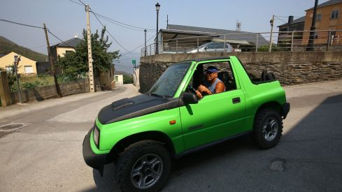 Los vecinos de San Pedro de Trones vuelven a sus casas 