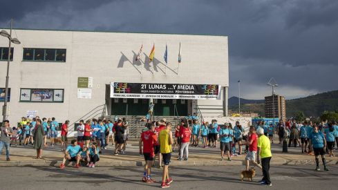 21 Lunas y Media FAMILIAR 2019 21 Lunas y Media FAMILIAR 2019