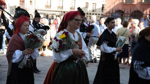 Ofrenda virgen encina 2019 Ofrenda virgen encina 2019