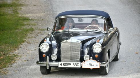 Concentración coches de época Torre del Bierzo